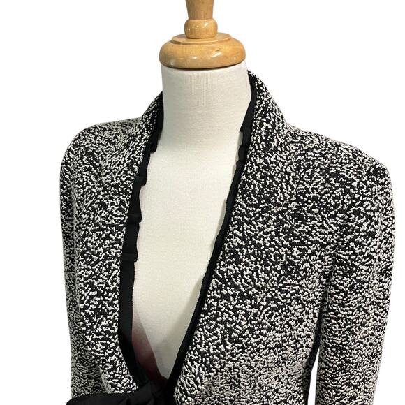 Ann Taylor Jacket Blazer Sz 4 Black Bow Closure Marled Short Office Careerwear - Picture 6 of 12